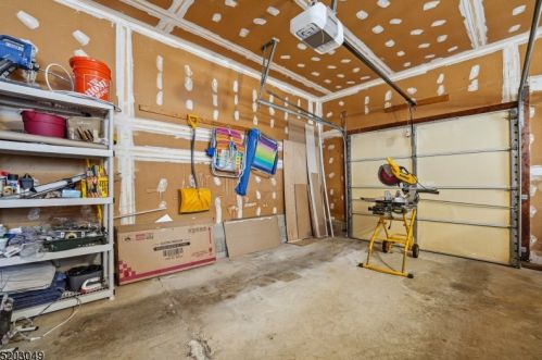 7 Deerwood Trl, Warren NJ  07059-5559 exterior