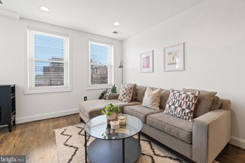 730 11th St, Washington, DC 20003-3703