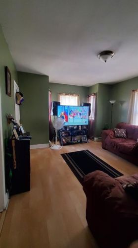 37 Laban St, Providence RI 02909-3736 exterior