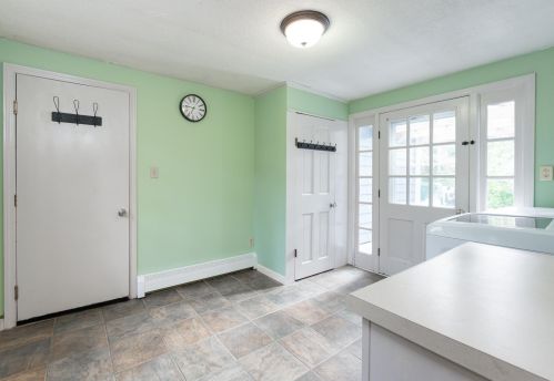 51 Logging Hill Rd, Concord NH  03304-3722 exterior