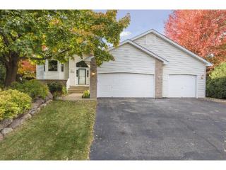 8572 Alisa Ct, Chanhassen, MN 55317-9371