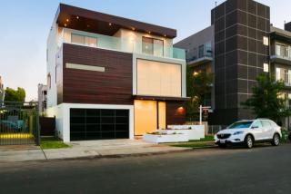 11772 Idaho Ave, Los Angeles, CA 90025-2840