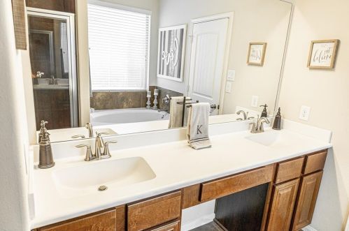 3102 Fitzgerald Dr, Montgomery TX 77356-8950 exterior