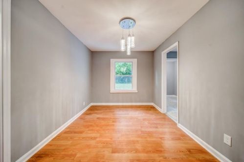 2935 Harlan Dr, Atlanta GA  30344-3705 exterior