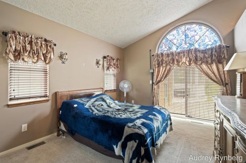 731 52 St, Grand Rapids MI 49508-6004 exterior