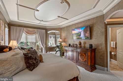 11300 Glen Rd, Rockville MD 20854-1849 exterior