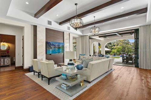 2621 Dundee St, Tampa FL  33629-7516 exterior