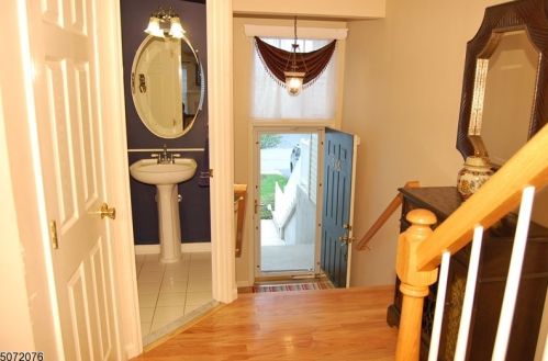 906 Wendover Ct, Dover NJ  07869-1642 exterior