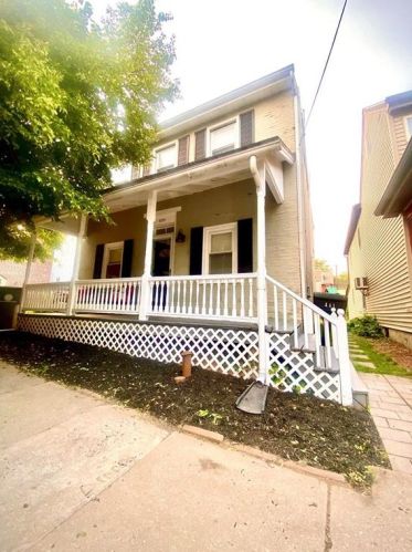 371 South St, Pottstown PA  19464-5940 exterior