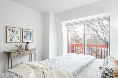 8272 Williamsburg Park Cir, Sandy UT 84070-0517 exterior