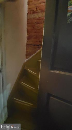 1518 6 St, Philadelphia PA 19147-6536 exterior