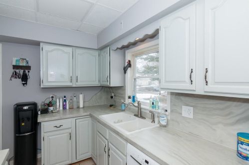 604 Pine St, Three Rivers MI  49093-1458 exterior