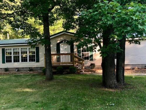 1383 Arrowhead Trl, Gaylord MI  49735-8031 exterior