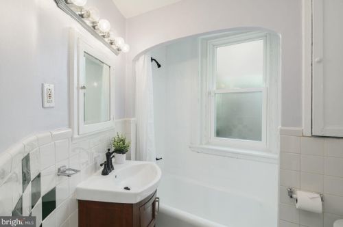 1016 6 St, Philadelphia PA 19140-2314 exterior