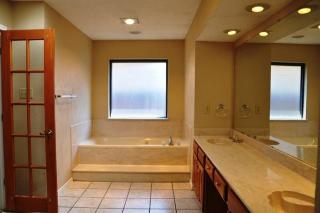 671 Brookside Dr, Dallas TX  75214-4406 exterior