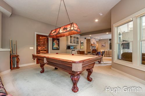 2041 Tall Pne Dr, Grand Rapids MI exterior