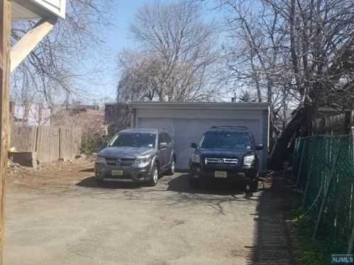 623 Madison Ave, Paterson NJ  07514-2819 exterior