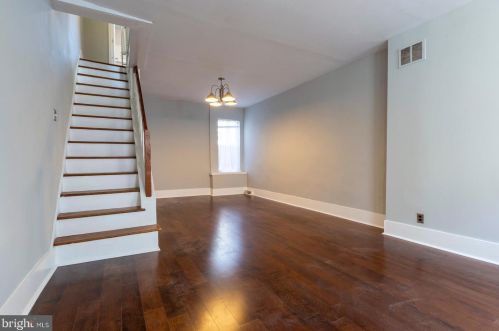 343 Mercy St, Philadelphia PA  19148-2631 exterior