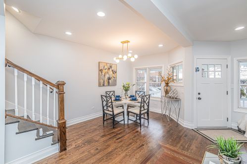 2311 Foster Ave, Chicago IL  60625-1825 exterior