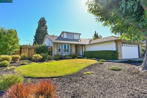 5101 Garaventa Dr, Concord, CA 94521-3643