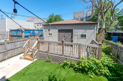 2522 Lexington St, Chicago IL 60624-3646 exterior