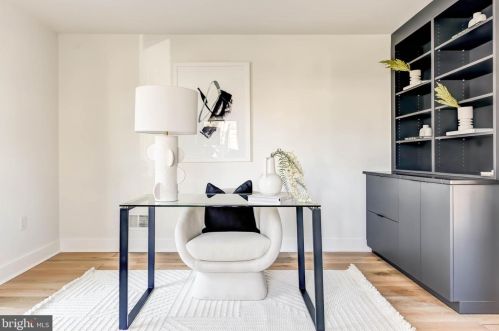 4624 Asbury Pl, Washington DC  20016-4325 exterior