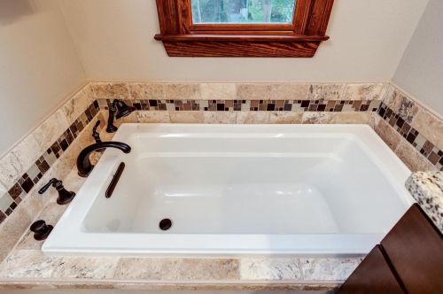 1610 Madison St, Madison WI  53711-2122 exterior