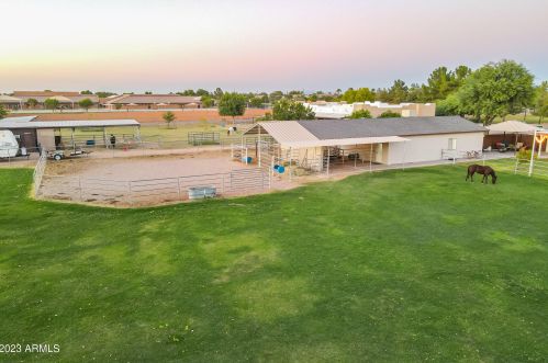 24420 142 St, Chandler AZ exterior