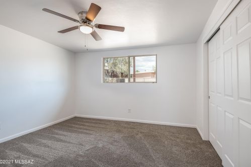 5749 Irving Ave, Tucson AZ  85706-4825 exterior