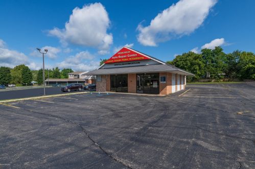 3928 Michigan Ave, Kalamazoo MI  49006-6407 exterior