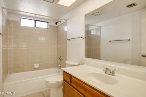 15802 37 Dr, Phoenix AZ 85029-1144 exterior