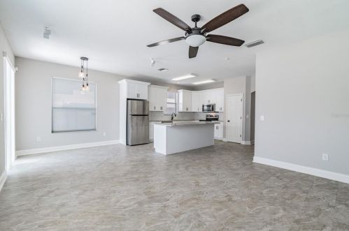 8814 Cypress Hammock Dr, Tampa FL  33614-8100 exterior