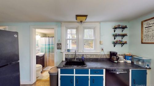 595 Litchfield Rd, Torrington CT 06791-2208 exterior