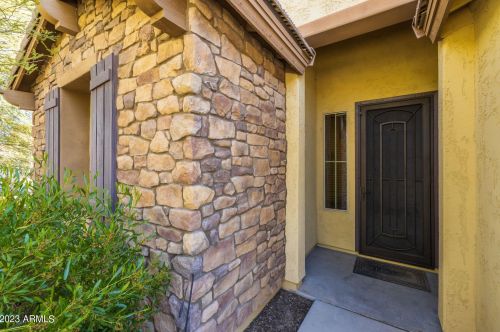 6917 19th Ln, Phoenix AZ  85041-6640 exterior