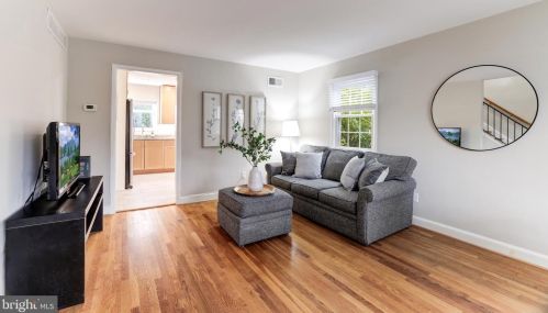 109 Raymond Ave, Alexandria VA 22301-1139 exterior