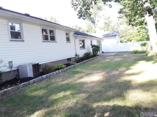 180 Olive St, Piscataway NJ 08854-1941 exterior