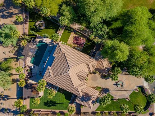 25401 45th Dr, Phoenix AZ  85083-2243 exterior