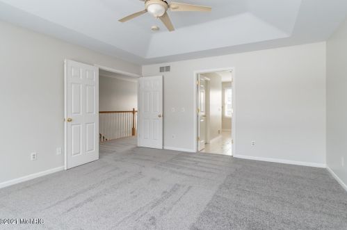 7408 Dunross Dr, Kalamazoo MI 49024-7412 exterior