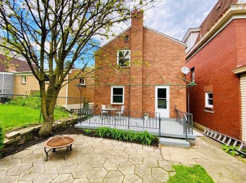 3006 Brentwood Ave, Pittsburgh PA  15227-2817 exterior