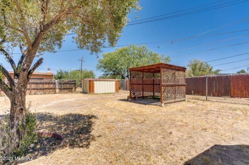 3650 23 St, Tucson AZ 85711-4914 exterior