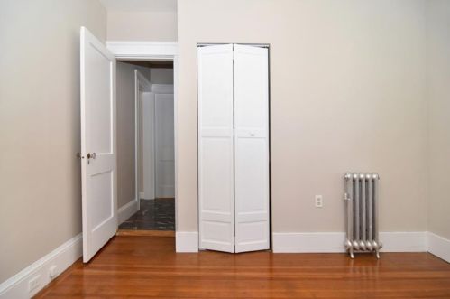 41 Lennon St, Providence RI 02908-1914 exterior