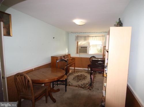 855 14 St, Chester PA 19013-5801 exterior