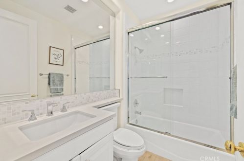 2440 Bronzewood Dr, Tustin CA  92782-4321 exterior