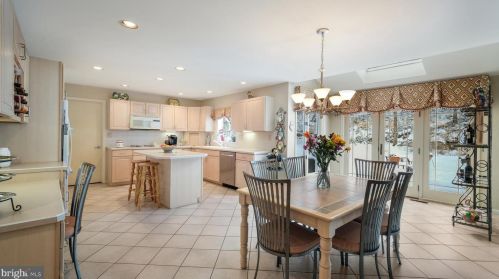 3340 Mnr Rd, Huntingdon Valley PA exterior