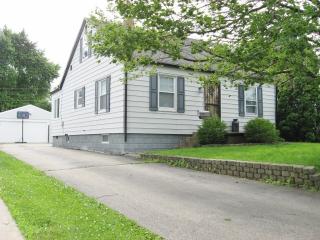 1010 12th St, Pekin, IL 61554-4944