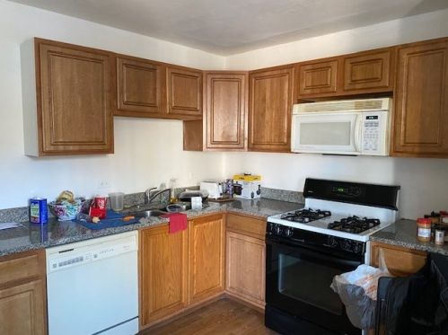 6420 Hamilton Ave, Chicago, IL 60645-5656