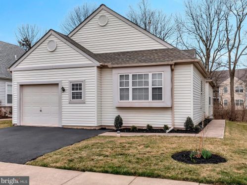 44 Longcross Rd, Limerick, PA 19468-1395