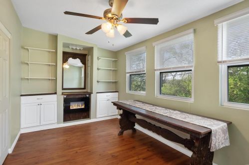 2625 Midland Rdg Dr, Saint Louis MO 63114-1232 exterior