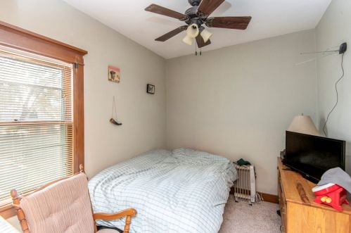 325 Montana St, Milwaukee WI 53219-3077 exterior