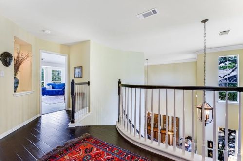 3900 Dominion Cv, Austin TX 78759-7300 exterior